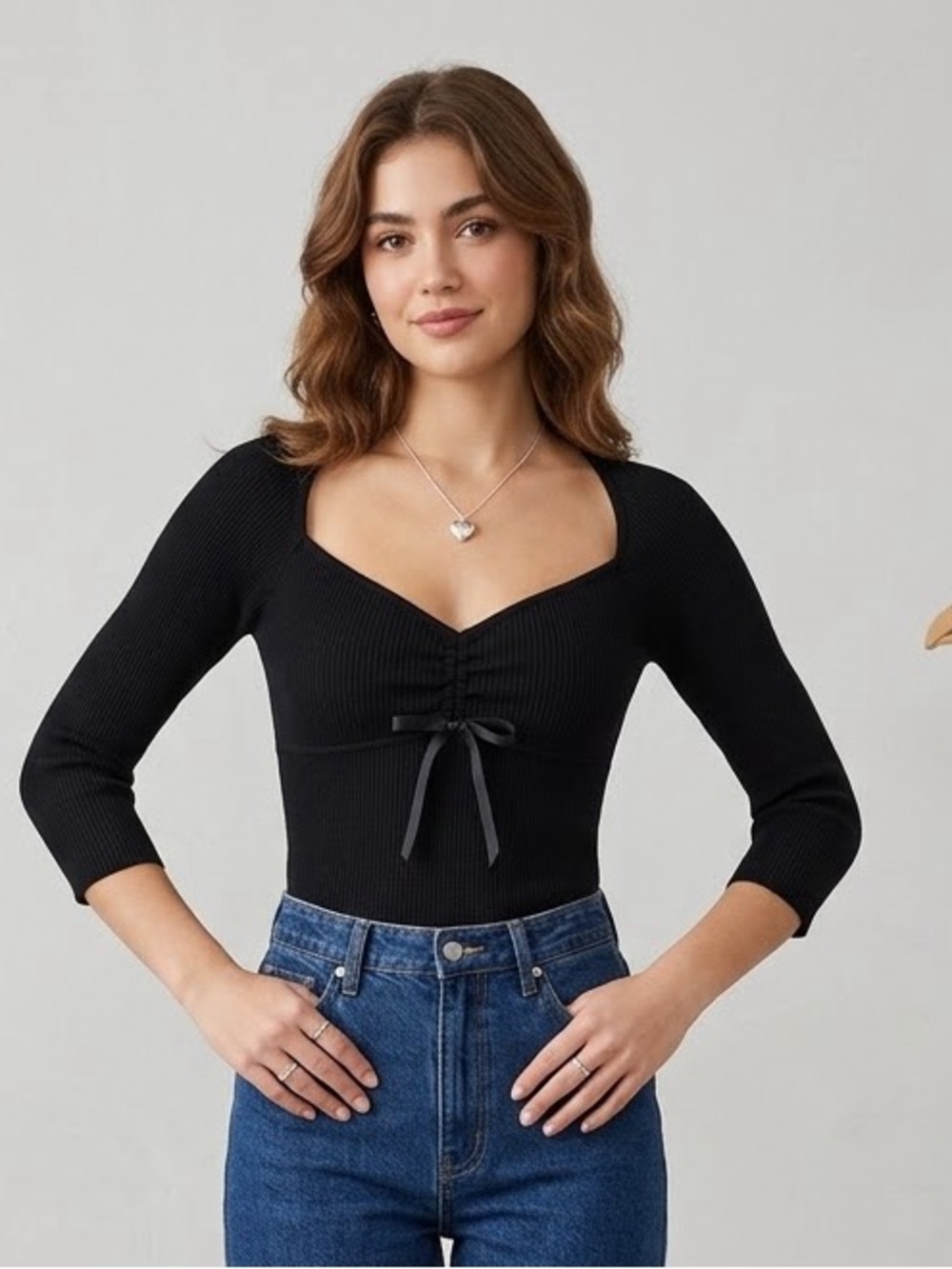 Urban Behavior Black V-Neck Tie-Front Sweater women’s M/L B137